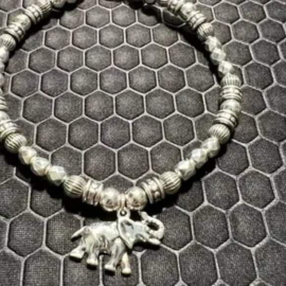 Elephant Anklet and Glass Beads 18K White Gold Plated - Picture 1 of 1